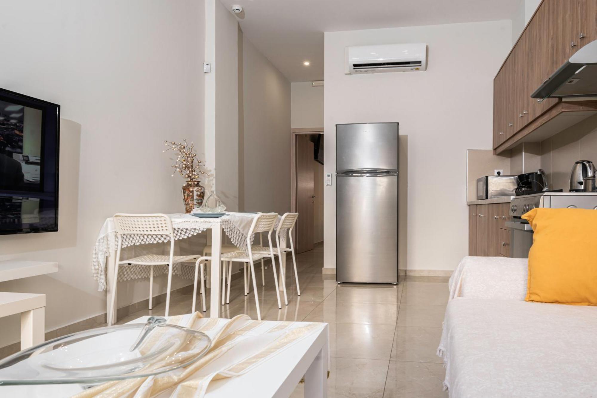 Neon Apartment, Modern, High Quality, Central Apt, Heraklion City Exterior photo