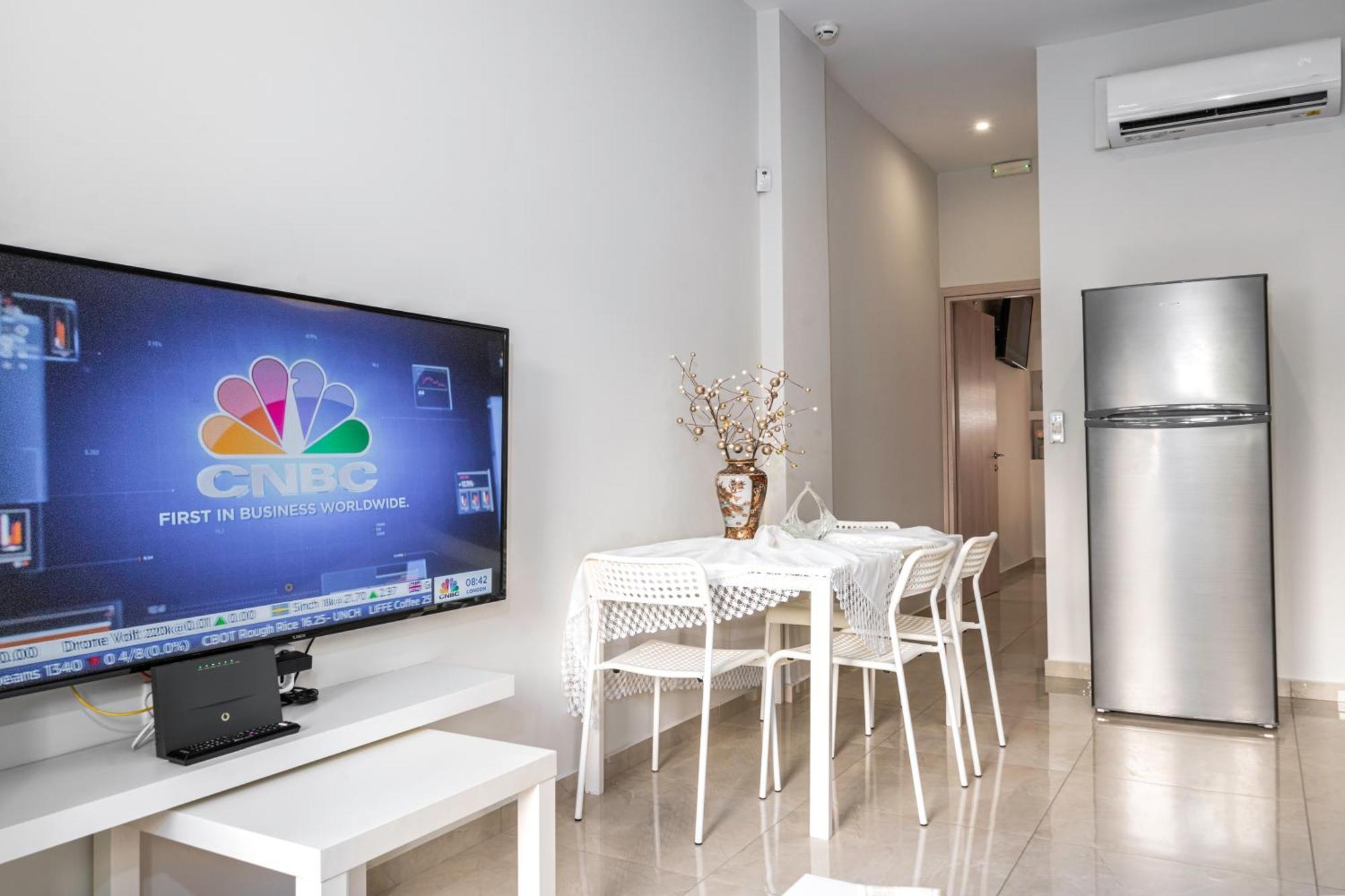 Neon Apartment, Modern, High Quality, Central Apt, Heraklion City Exterior photo